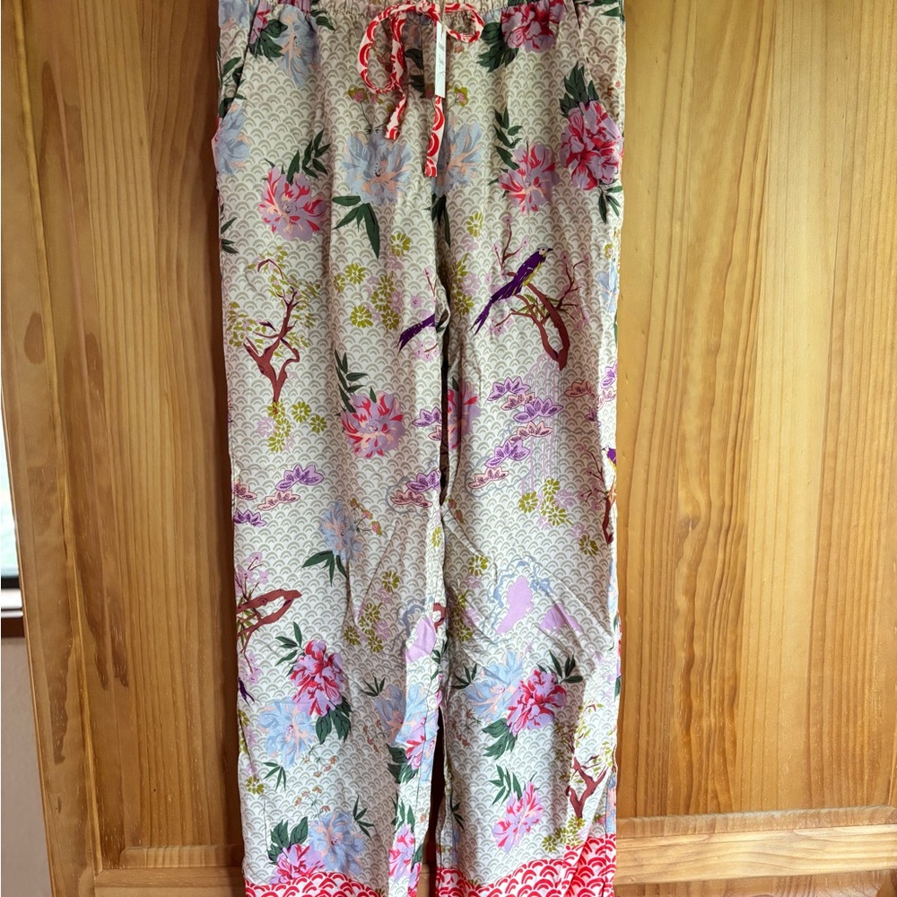 Floral Patterned Wide-Leg Pants